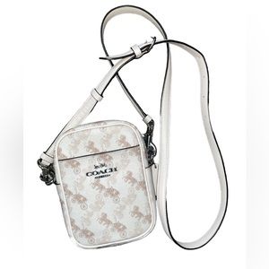 ✨HP🌹Coach Crossbody🌹Like New🌹